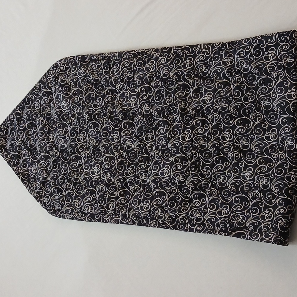 Handmade Table Runner - Picture 11 of 11